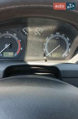 Седан Skoda Fabia 2006 в 