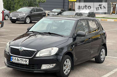 Хэтчбек Skoda Fabia 2011 в Буче