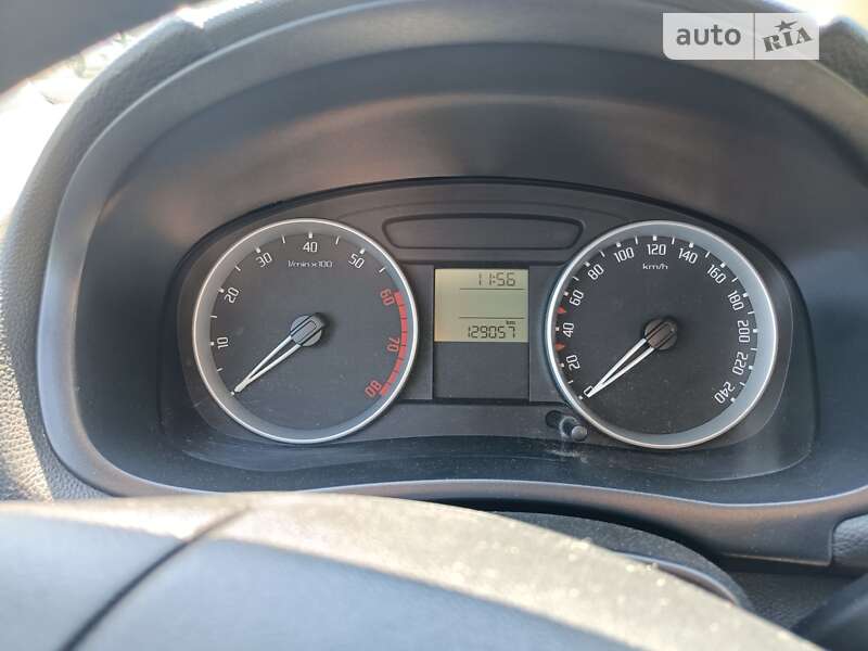 Універсал Skoda Fabia 2009 в Івано-Франківську фото 28 Універсал Skoda Fabia 2009 в Івано-Франківську