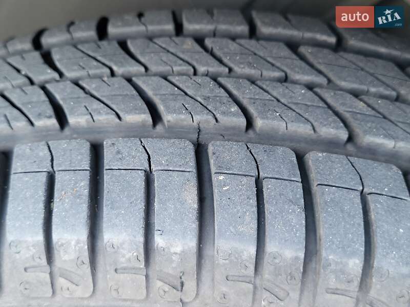 Хетчбек Skoda Fabia 2006 в Чернівцях фото 36 Хетчбек Skoda Fabia 2006 в Чернівцях