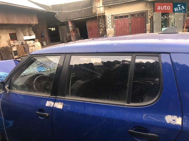 Хэтчбек Skoda Fabia 2009 в Золочеве