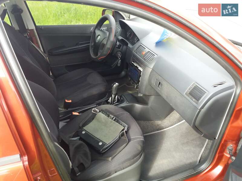 Универсал Skoda Fabia 2006 в Одессе