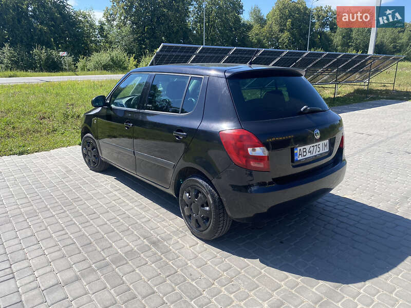 Хэтчбек Skoda Fabia 2007 в Виннице