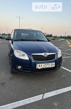 Хетчбек Skoda Fabia 2008 в Києві