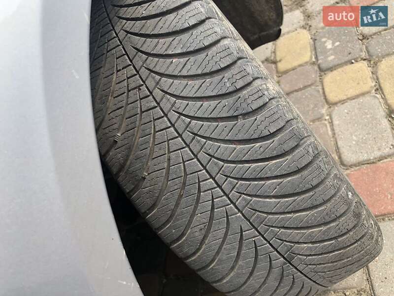 Хетчбек Skoda Fabia 2012 в Стрию