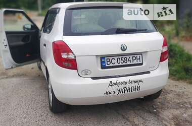 Хэтчбек Skoda Fabia 2009 в 