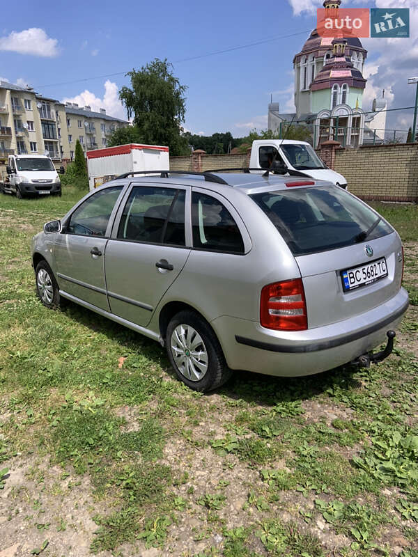 Універсал Skoda Fabia 2004 в Самборі