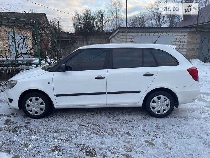 Універсал Skoda Fabia 2014 в Києві