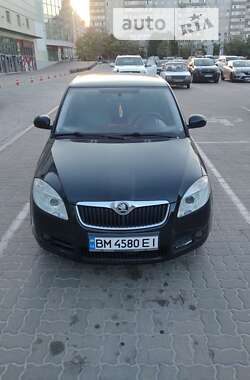 Хэтчбек Skoda Fabia 2009 в Сумах