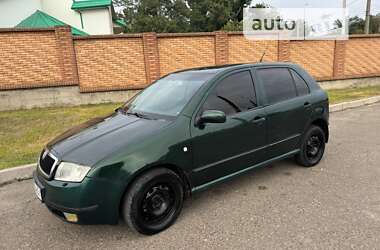 Хэтчбек Skoda Fabia 2003 в Черновцах