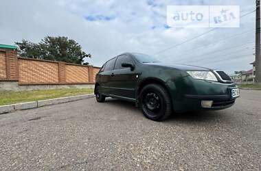 Хэтчбек Skoda Fabia 2003 в Черновцах