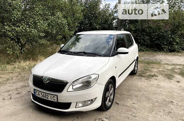 Хэтчбек Skoda Fabia 2011 в Черкассах