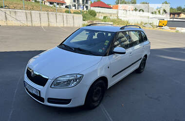 Универсал Skoda Fabia 2009 в Ужгороде