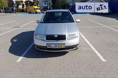 Хэтчбек Skoda Fabia 2004 в Калуше