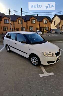 Универсал Skoda Fabia 2009 в Виннице