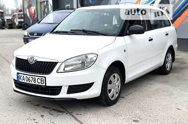 Универсал Skoda Fabia 2012 в Житомире