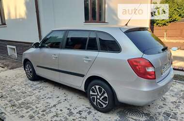 Универсал Skoda Fabia 2010 в Киеве