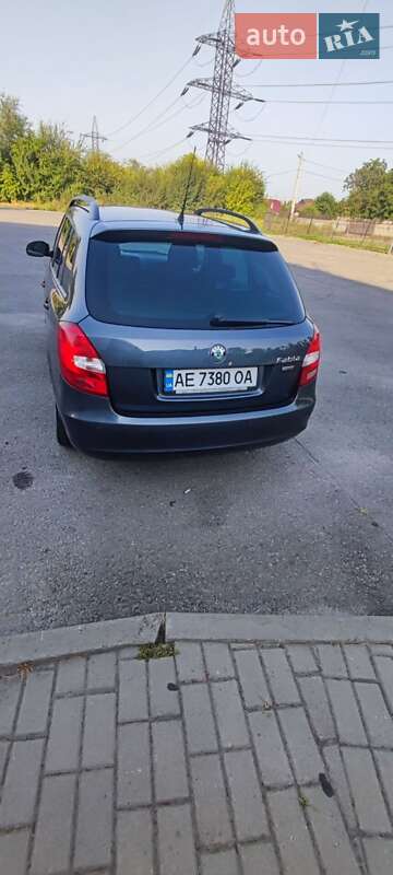Универсал Skoda Fabia 2011 в Днепре