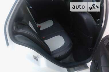 Хэтчбек Skoda Fabia 2005 в 