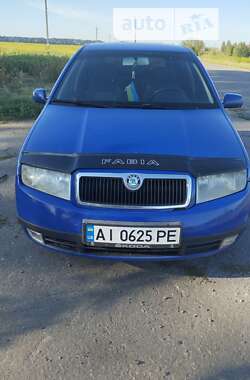 Хетчбек Skoda Fabia 2002 в Рокитному