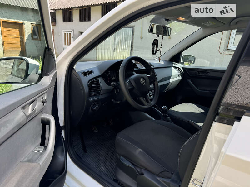 Хетчбек Skoda Fabia 2017 в Ужгороді фото 6 Хетчбек Skoda Fabia 2017 в Ужгороді