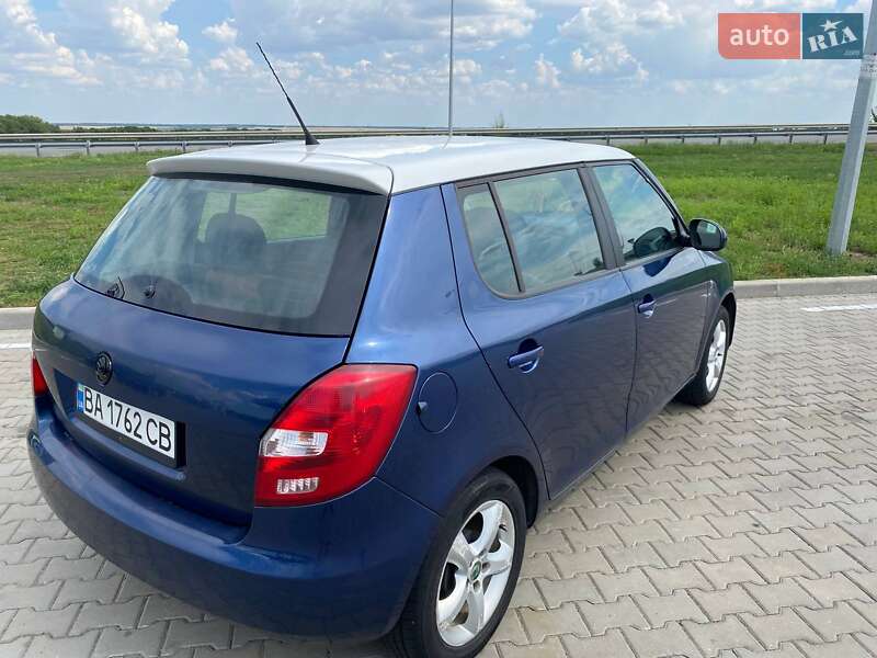 Хетчбек Skoda Fabia 2009 в Голованівську