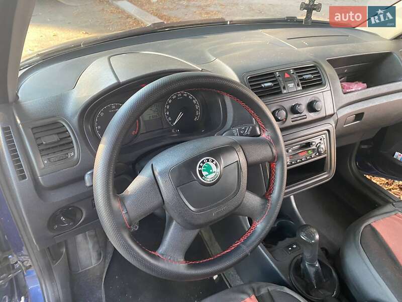 Хетчбек Skoda Fabia 2009 в Голованівську