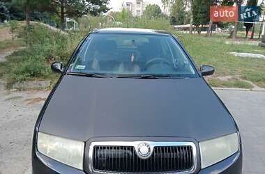 Хэтчбек Skoda Fabia 2006 в 