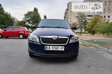 Хэтчбек Skoda Fabia 2010 в Киеве