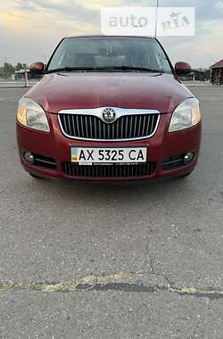 Хэтчбек Skoda Fabia 2008 в Харькове