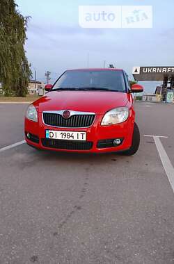 Хетчбек Skoda Fabia 2008 в Києві