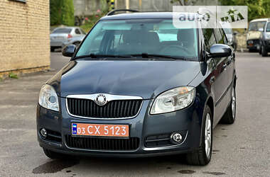 Універсал Skoda Fabia 2008 в Рівному