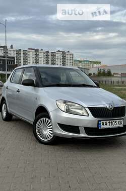 Хэтчбек Skoda Fabia 2014 в Киеве