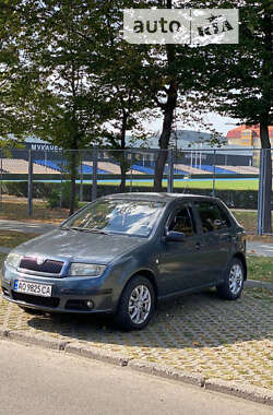 Хэтчбек Skoda Fabia 2006 в Мукачево