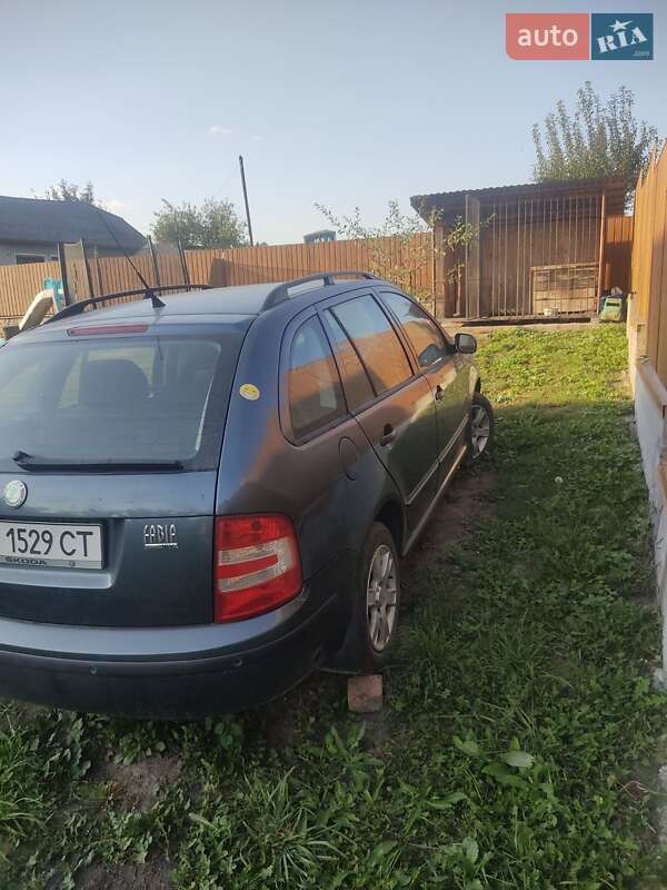 Універсал Skoda Fabia 2005 в Теребовлі