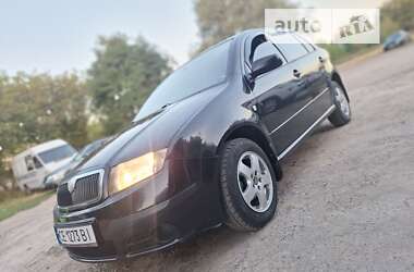 Хэтчбек Skoda Fabia 2006 в Черновцах