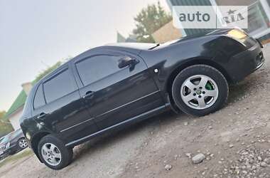 Хэтчбек Skoda Fabia 2006 в Черновцах