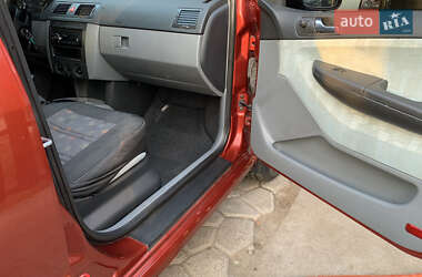 Хэтчбек Skoda Fabia 2001 в 