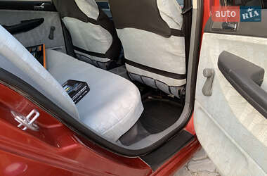 Хэтчбек Skoda Fabia 2001 в 