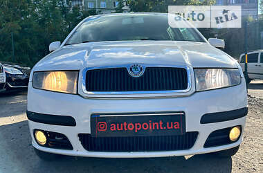 Універсал Skoda Fabia 2008 в Сумах