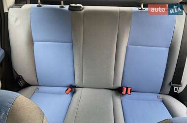 Хэтчбек Skoda Fabia 2007 в 