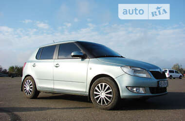 Хэтчбек Skoda Fabia 2012 в Южноукраинске