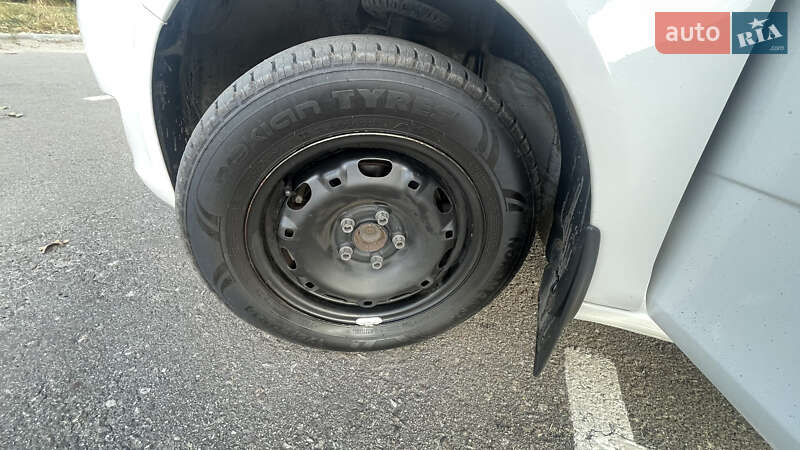 Хэтчбек Skoda Fabia 2014 в Кропивницком фото 40 Хэтчбек Skoda Fabia 2014 в Кропивницком