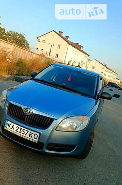 Хетчбек Skoda Fabia 2008 в Києві