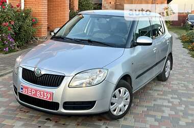 Хэтчбек Skoda Fabia 2008 в Владимирце