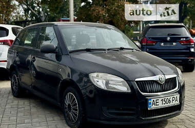 Универсал Skoda Fabia 2010 в Днепре