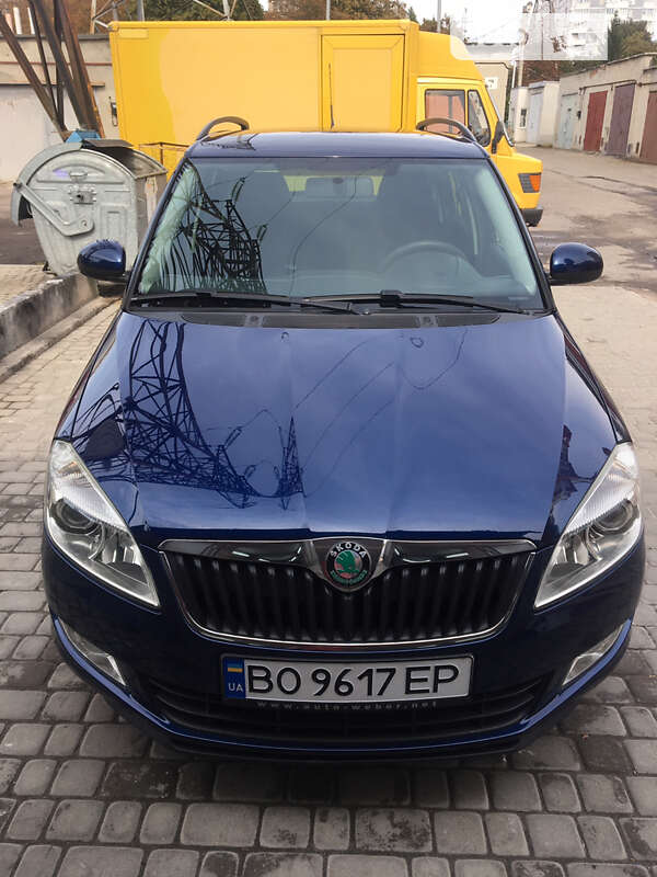 Універсал Skoda Fabia 2010 в Тернополі