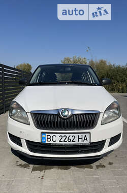 Хэтчбек Skoda Fabia 2011 в Каменке-Бугской