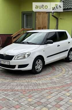 Хэтчбек Skoda Fabia 2012 в Львове