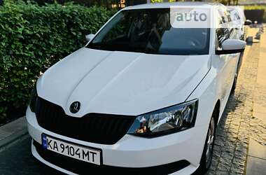 Хэтчбек Skoda Fabia 2016 в Киеве